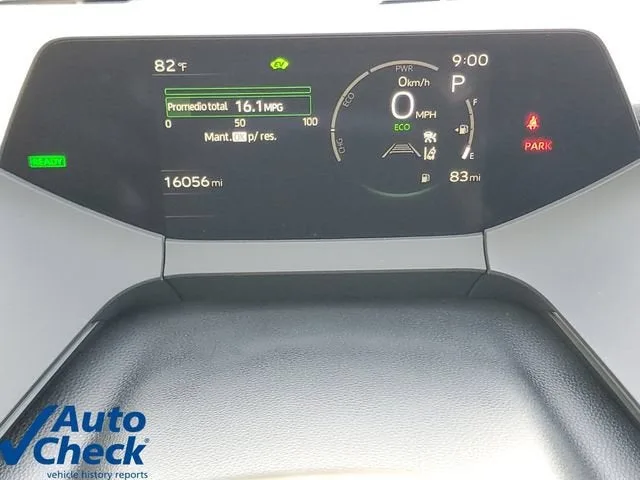 2023 Toyota Prius XLE photo 23