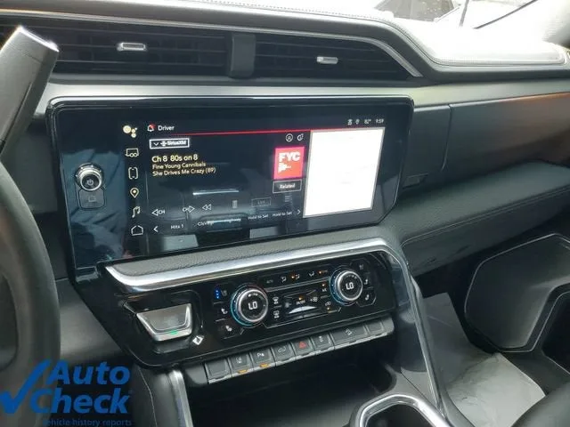 2024 GMC Sierra 2500 HD Denali photo 26