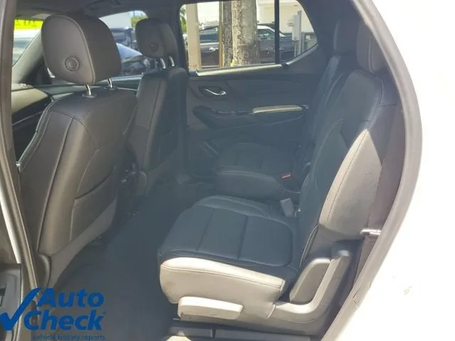 2023 Chevrolet Traverse LT Leather photo 13