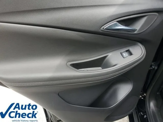2024 Buick Encore GX Sport Touring photo 14