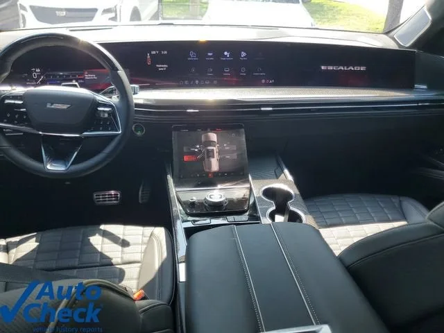 2026 Cadillac Escalade V-Series photo 17