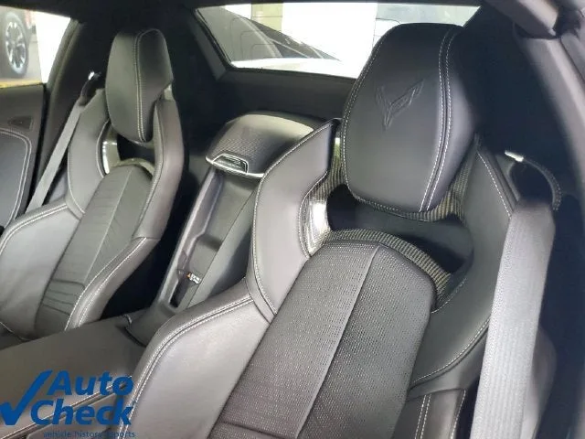 2021 Chevrolet Corvette Stingray 2LT photo 14