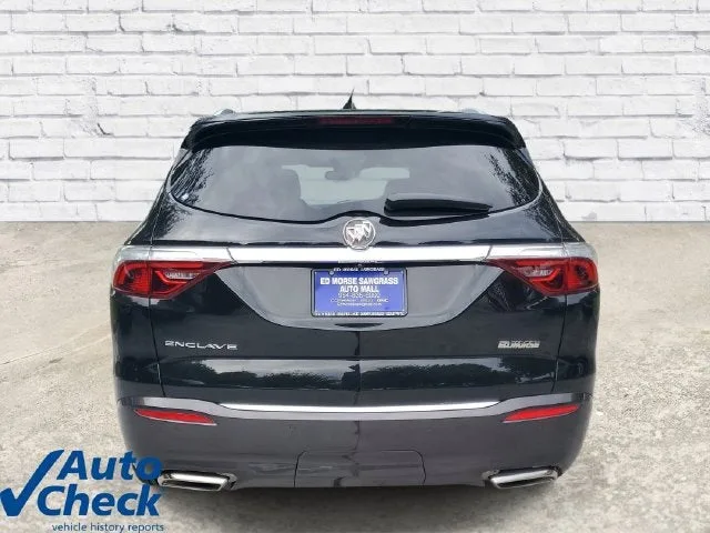2022 Buick Enclave Essence photo 3