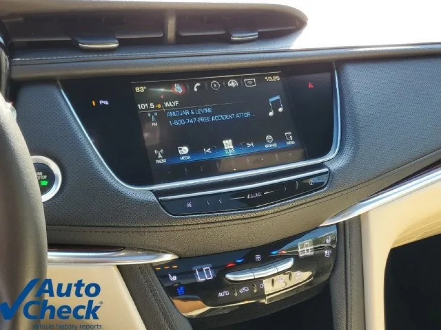 2018 Cadillac XT5 Premium Luxury FWD photo 24