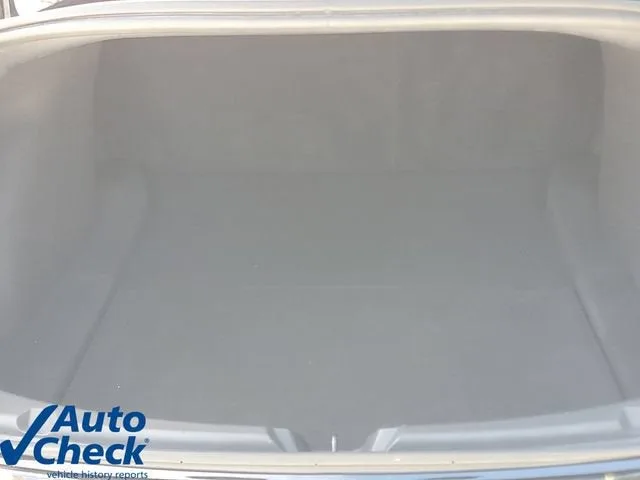 2022 Tesla Model 3 Long Range photo 8