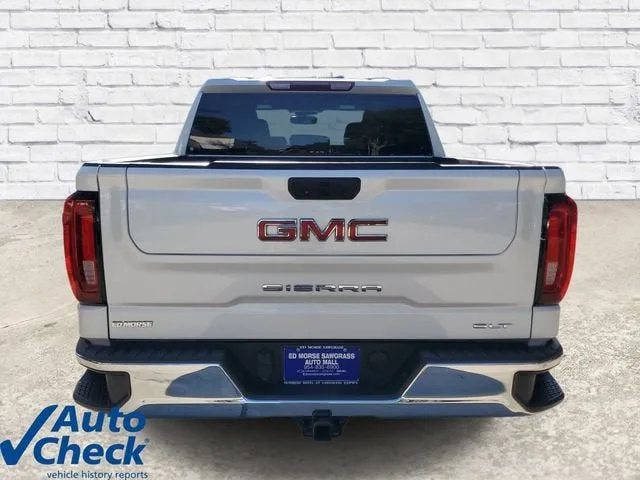2023 GMC Sierra 1500 SLT photo 3