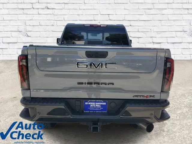 2024 GMC Sierra 2500 HD AT4X photo 3