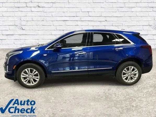 2023 Cadillac XT5 Luxury photo 2