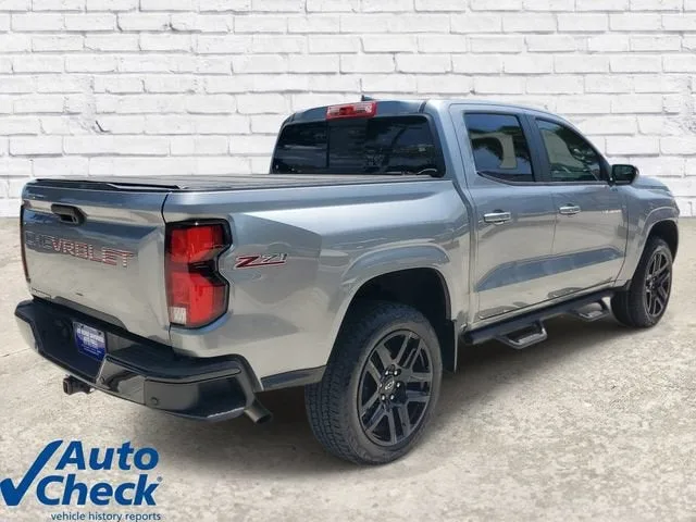 2025 Chevrolet Colorado Z71 photo 4