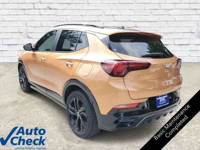 2024 Buick Encore GX Sport Touring photo 2