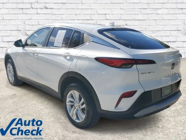 2025 Buick Envista Preferred photo 2