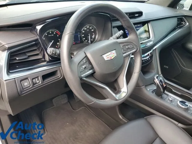 2024 Cadillac XT6 Luxury photo 21