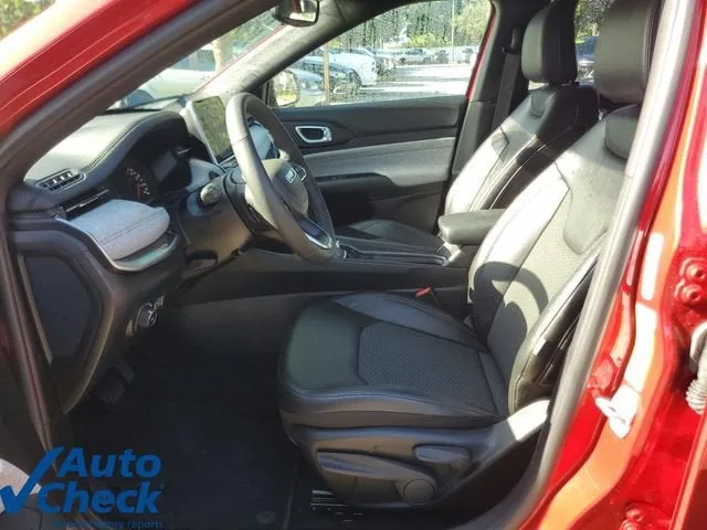 2025 Jeep Compass Latitude 4x4 photo 16