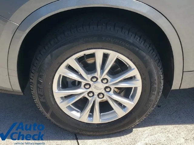 2024 Cadillac XT6 Luxury photo 8