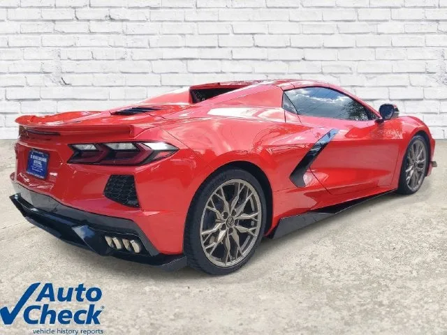 2024 Chevrolet Corvette Stingray 2LT photo 4