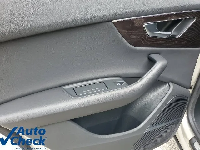 2021 Audi Q8 Premium Plus 55 TFSI quattro Tiptronic photo 18