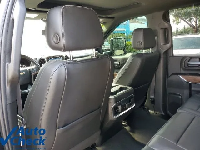 2022 Chevrolet Silverado 2500 HD High Country photo 12