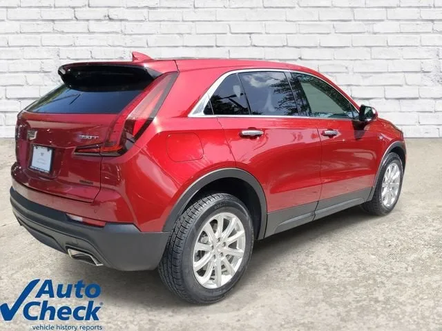 2023 Cadillac XT4 Luxury photo 4