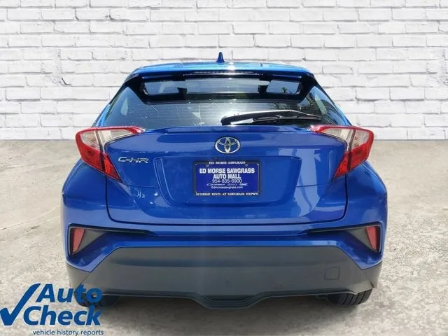 2019 Toyota C-HR XLE photo 3