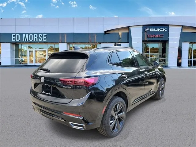 2026 Buick Envision Sport Touring photo 3