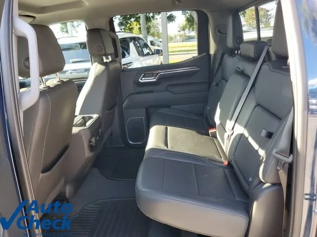 2022 Chevrolet Silverado 1500 RST photo 11