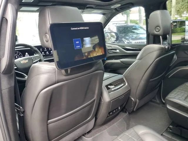 2024 Cadillac Escalade V-Series photo 15