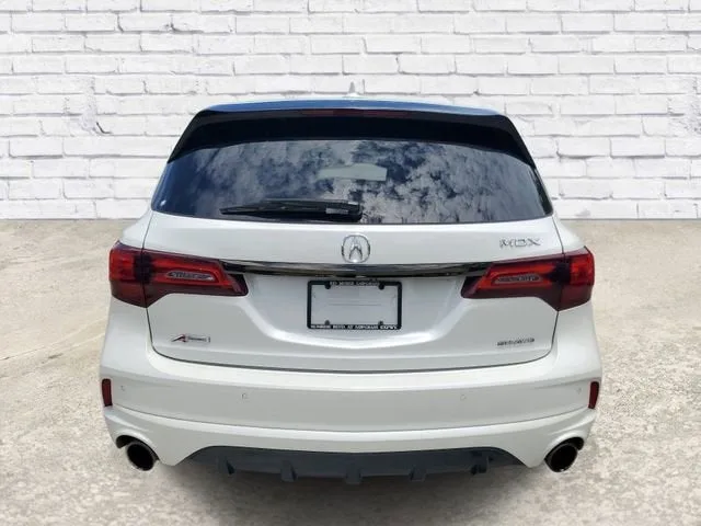2019 Acura MDX w/Technology/A-Spec Pkg photo 3