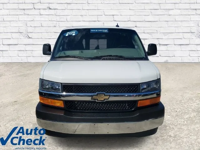 2025 Chevrolet Express Cargo WT photo 6