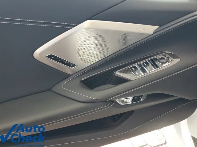 2021 Chevrolet Corvette Stingray 2LT photo 15