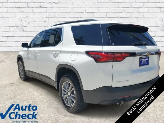 2023 Chevrolet Traverse LT Leather photo 2