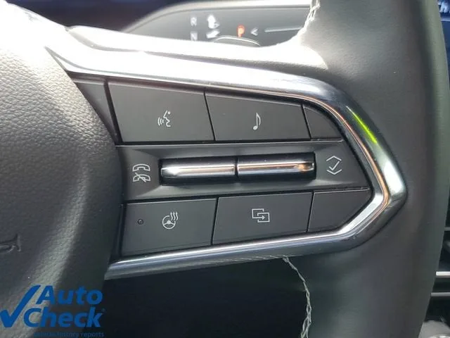 2025 Chevrolet Traverse LT photo 24