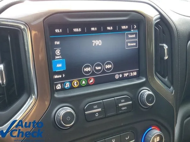 2022 Chevrolet Silverado 2500 HD High Country photo 27