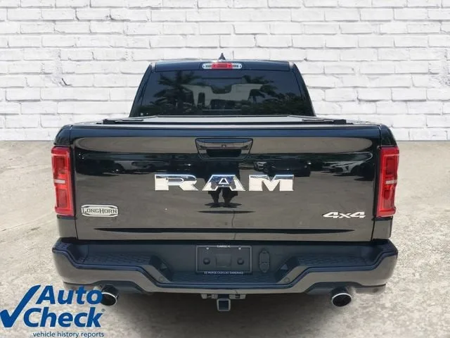 2025 RAM 1500 Longhorn photo 3
