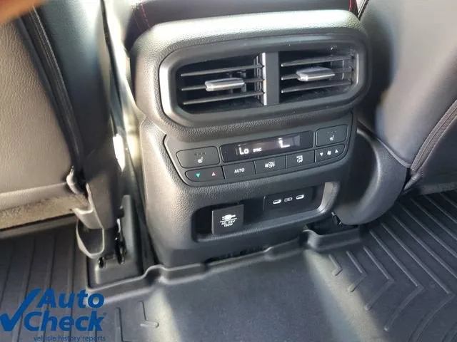 2025 Honda Pilot Black Edition photo 17