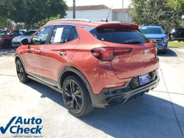 2024 Buick Encore GX Sport Touring photo 2