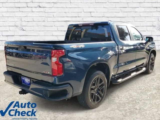 2022 Chevrolet Silverado 1500 RST photo 4