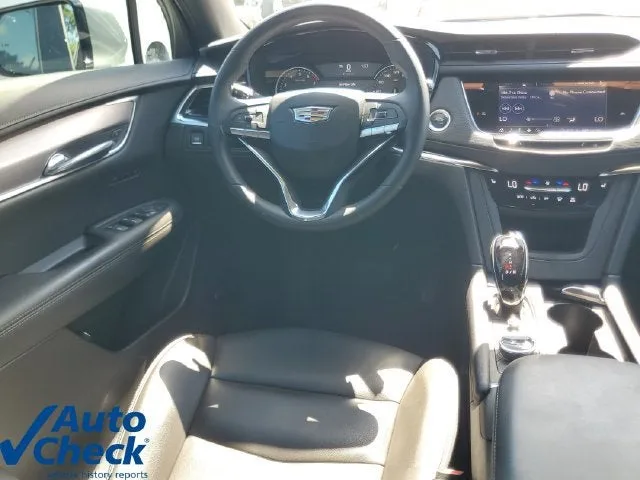 2024 Cadillac XT6 Luxury photo 19