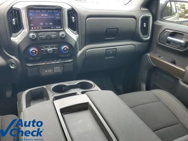 2020 Chevrolet Silverado 1500 LT photo 16