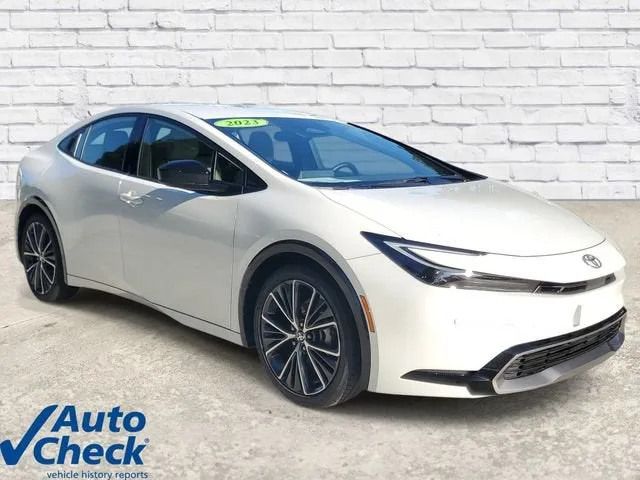 2023 Toyota Prius XLE photo 5