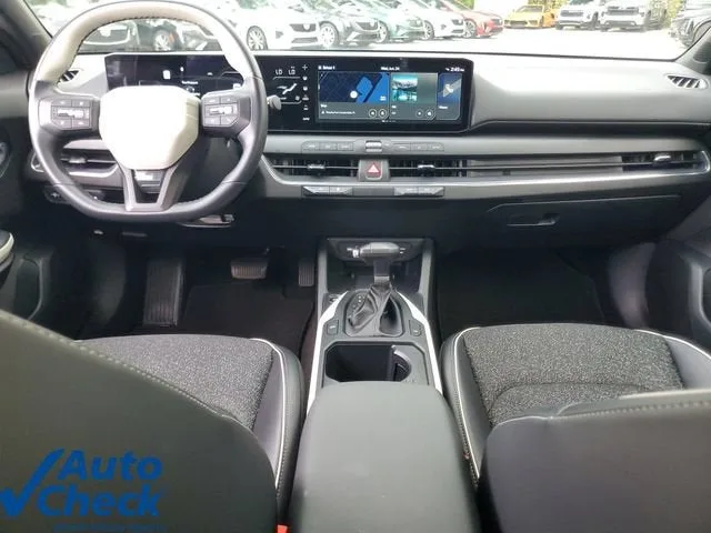2025 Kia K4 GT-Line photo 15