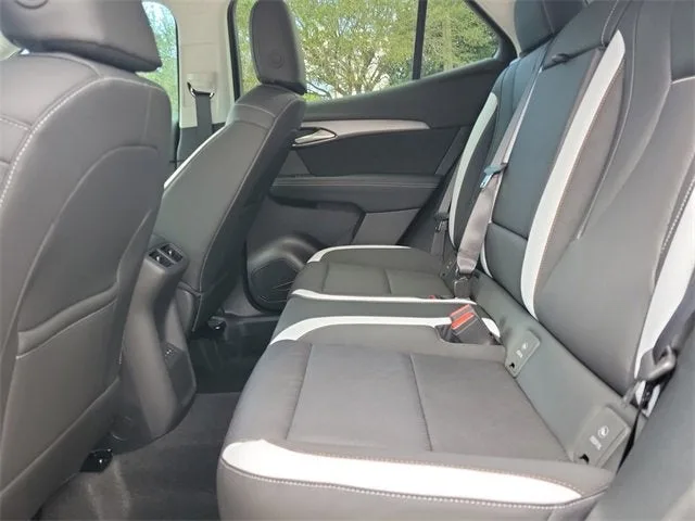 2026 Buick Envision Sport Touring photo 6