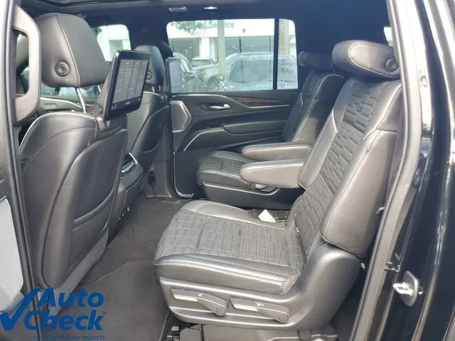 2021 Cadillac Escalade ESV Sport Platinum photo 12