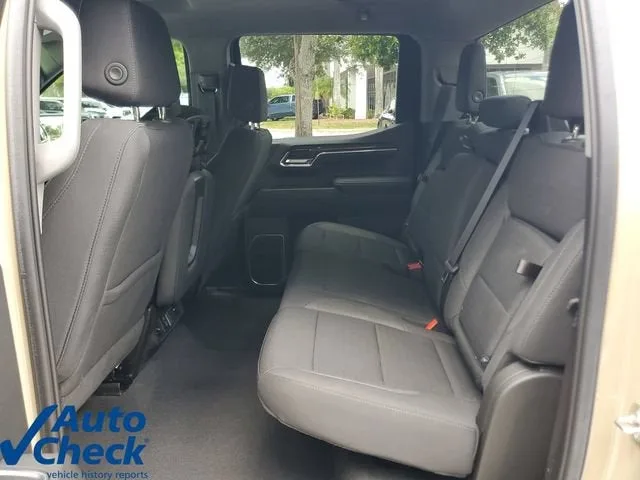 2023 GMC Sierra 1500 Elevation photo 9