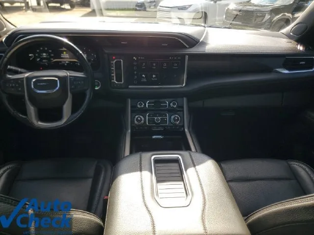2022 GMC Yukon XL Denali photo 15