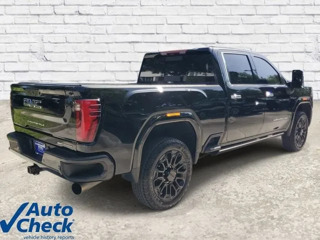 2025 GMC Sierra 2500 HD Denali Ultimate photo 4