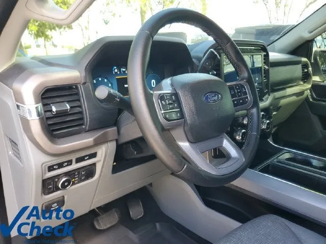 2024 Ford F-150 XLT photo 17