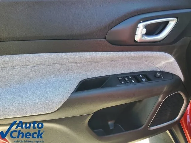 2025 Jeep Compass Latitude 4x4 photo 18