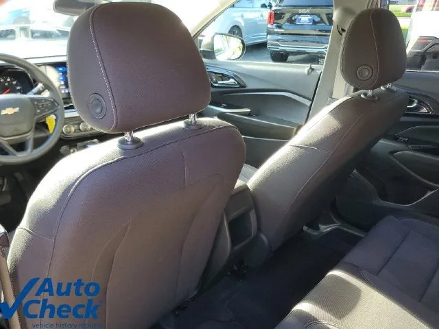 2024 Chevrolet Trax LS photo 12
