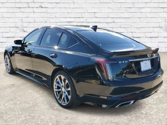 2024 Cadillac CT5 Sport photo 2
