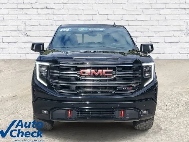 2025 GMC Sierra 1500 AT4 photo 6